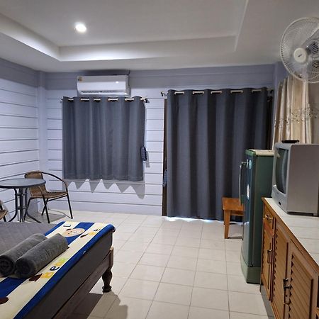 Phonsomboon Guesthouse Koh Tao Extérieur photo