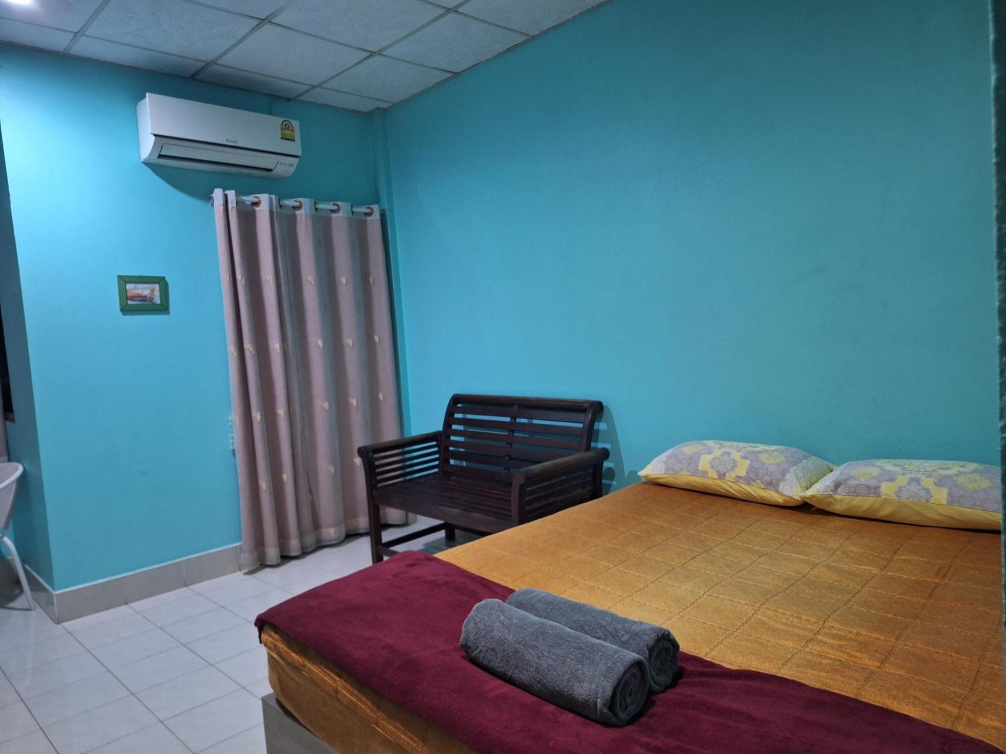 Phonsomboon Guesthouse Koh Tao Extérieur photo