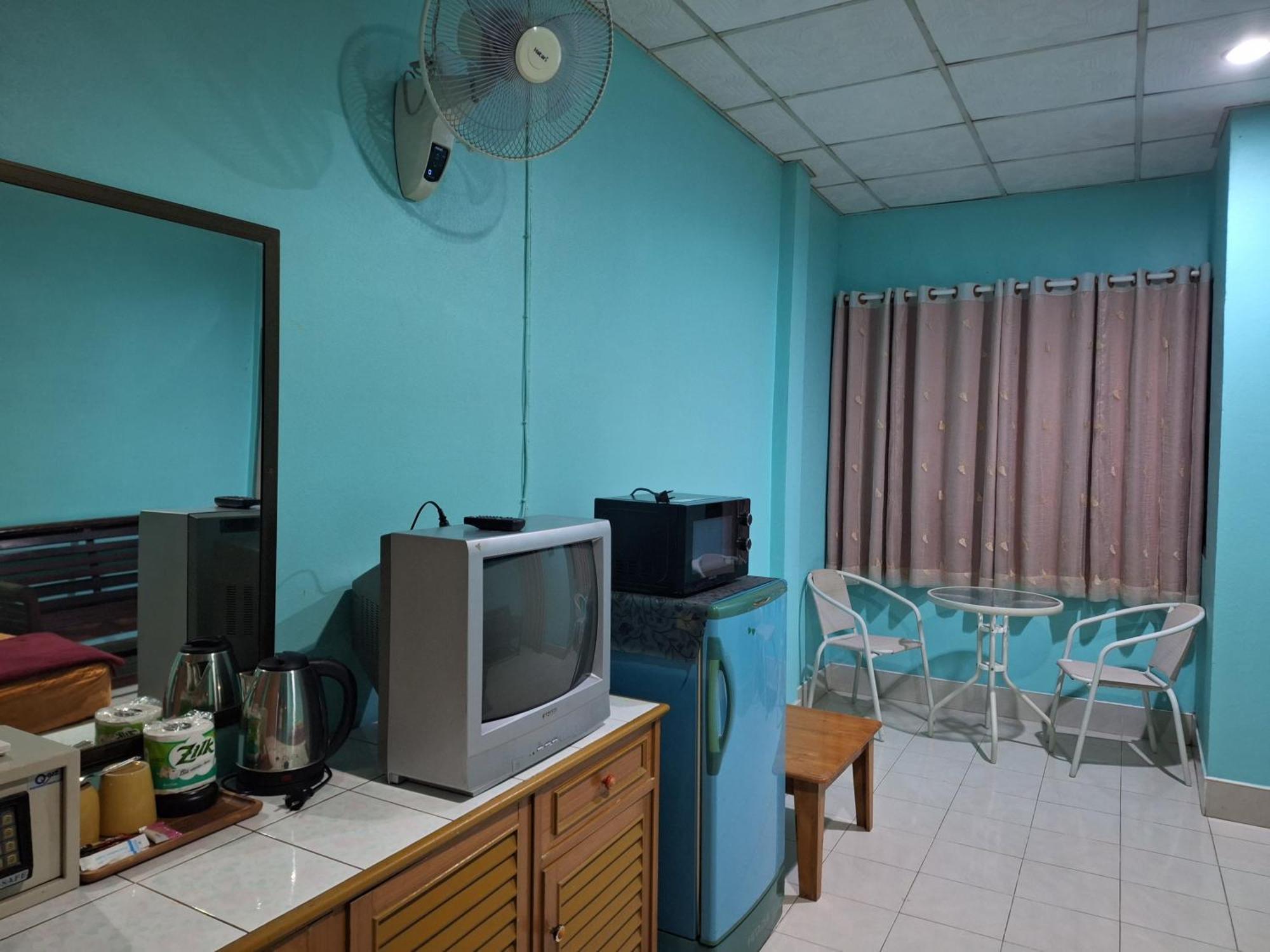 Phonsomboon Guesthouse Koh Tao Extérieur photo